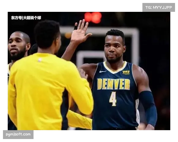 战术板:解析勇士为何能用小阵容限制住约基奇的策应 战术板:解析勇士为何能用小阵容限制住约基奇的策应